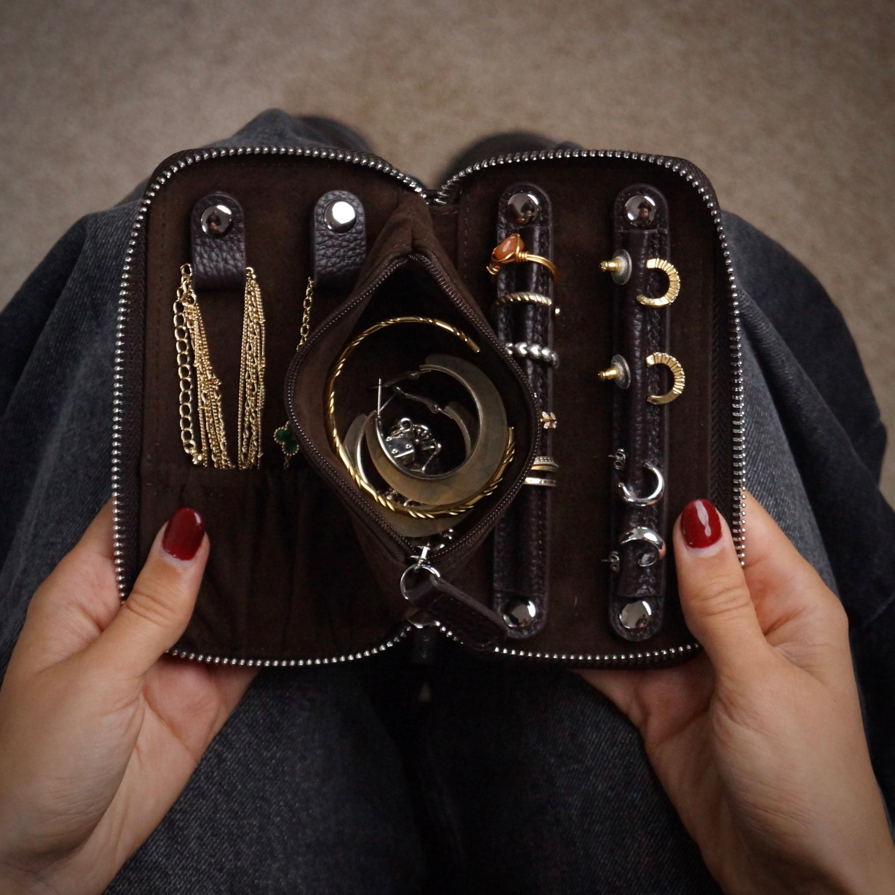 The Compact - Dark Brown