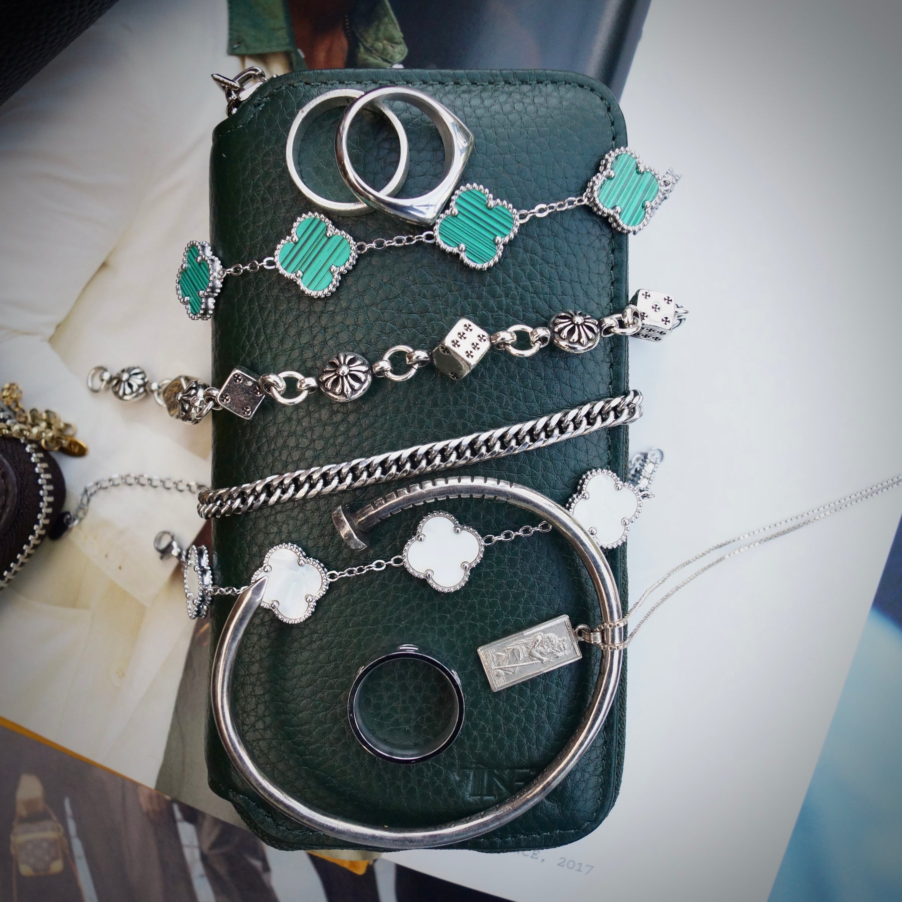 The Compact - Dark Green